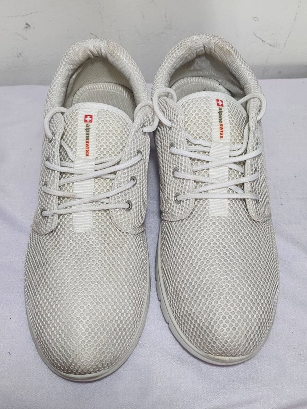 Alpine Swiss Men’s White  Size 11